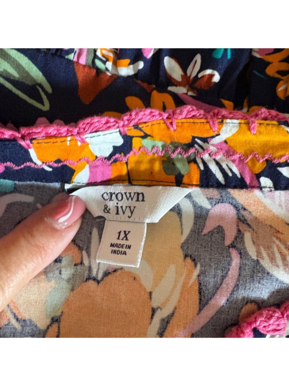 crown & ivy Navy Floral Tiered Button-Front Dress - Picture 6 of 8